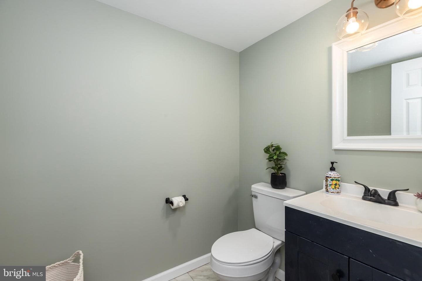 705 Buckingham Circle photo 30