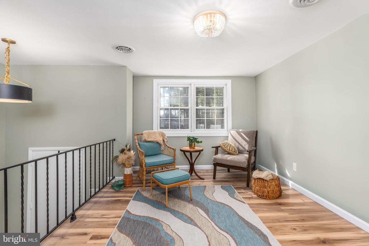 705 Buckingham Circle photo 4