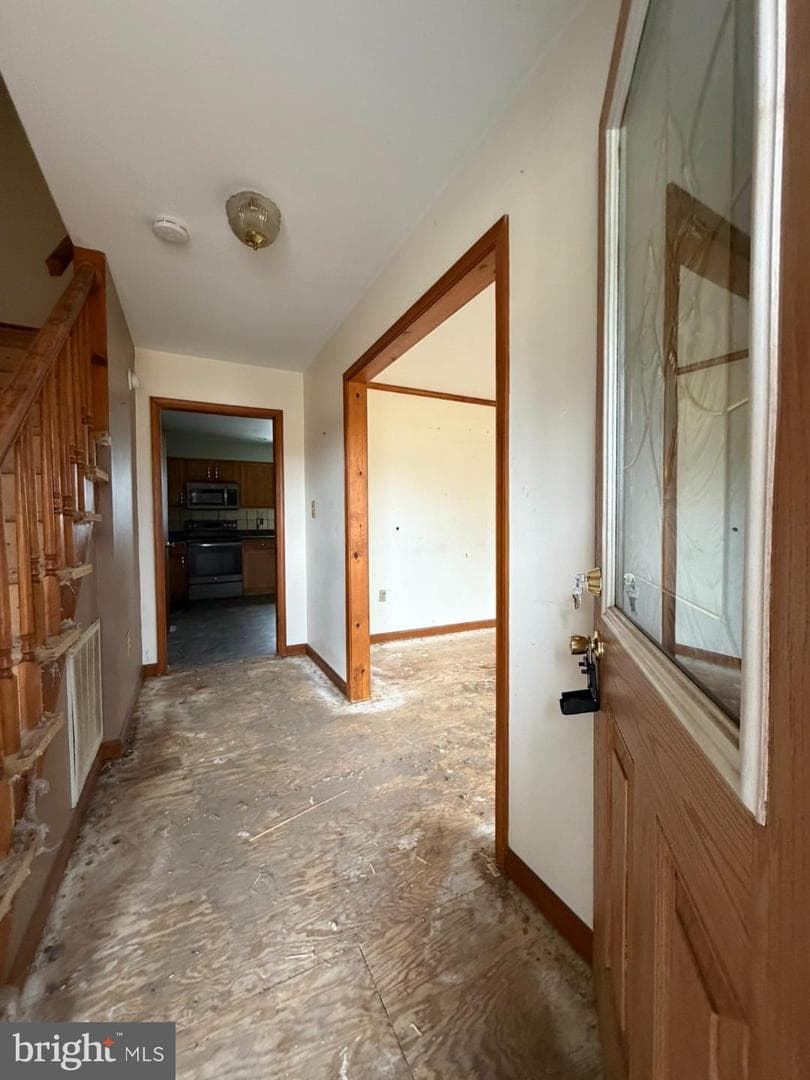 30827 Ward Road photo 4