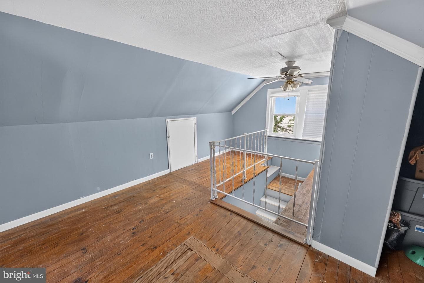 316 S Haven Avenue photo 37