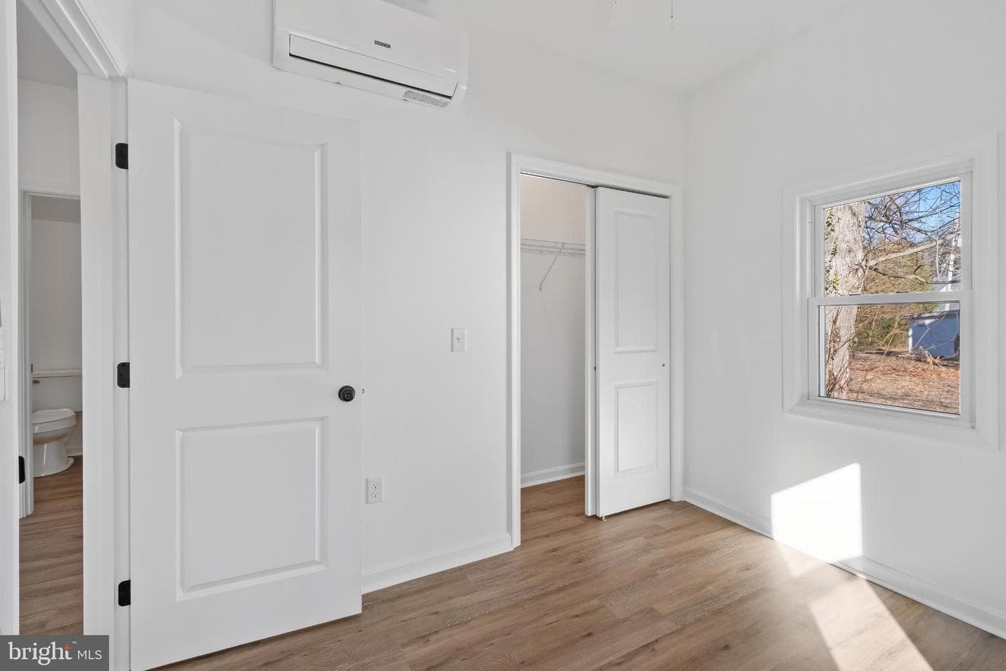 28272 Riverside Drive photo 11