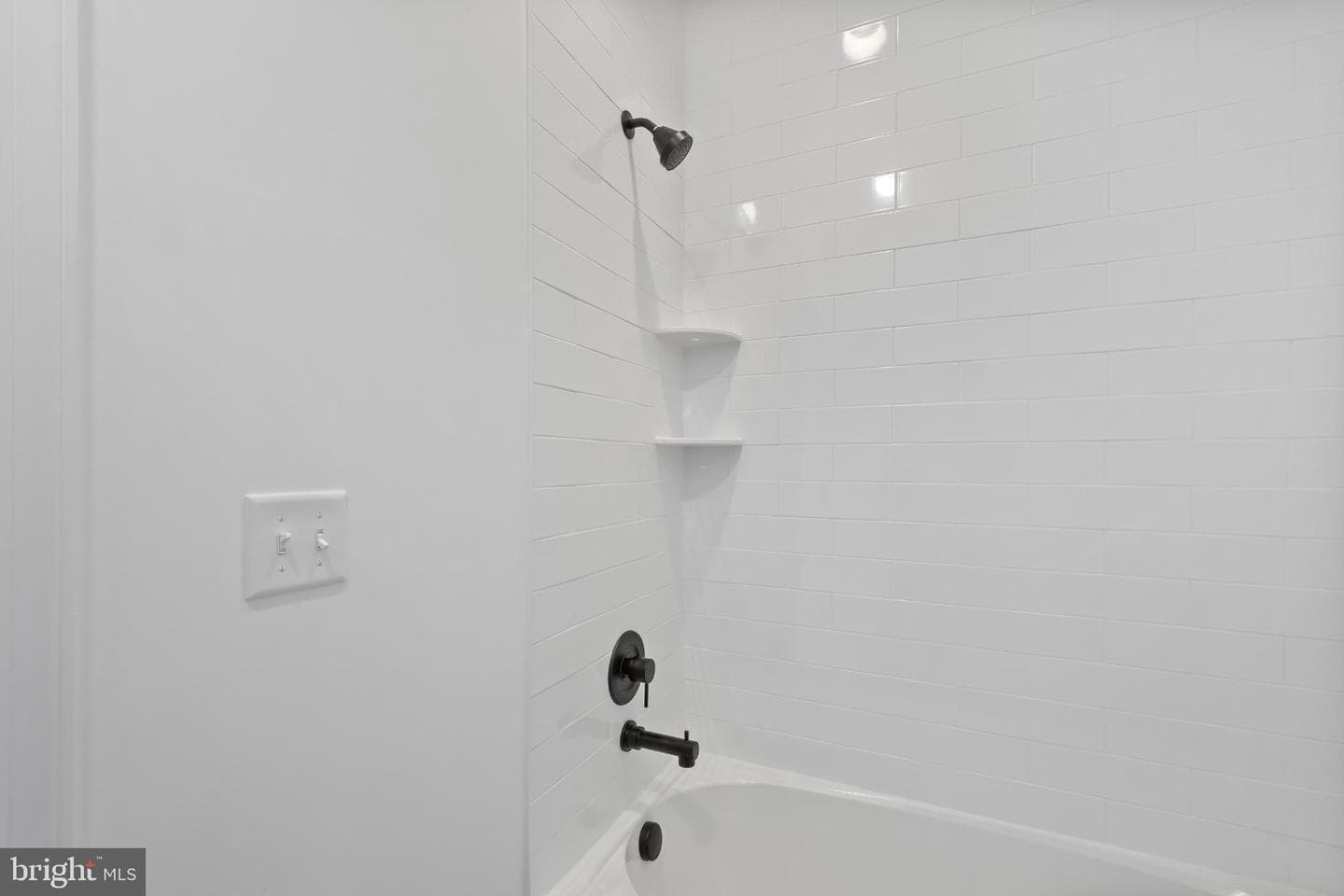 28272 Riverside Drive photo 17