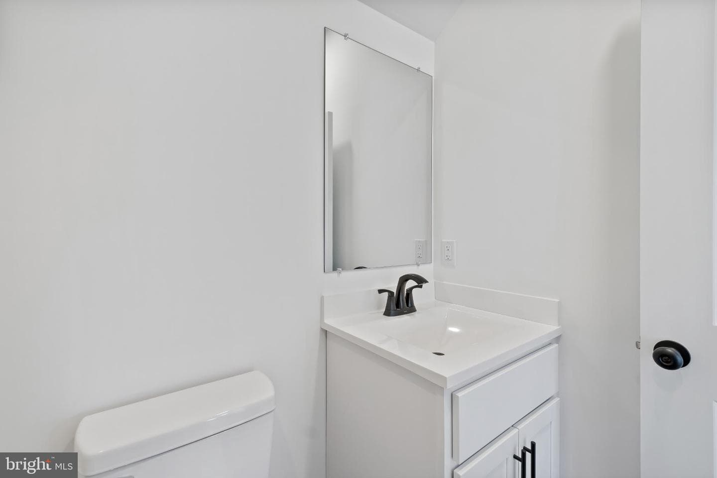 28272 Riverside Drive photo 18