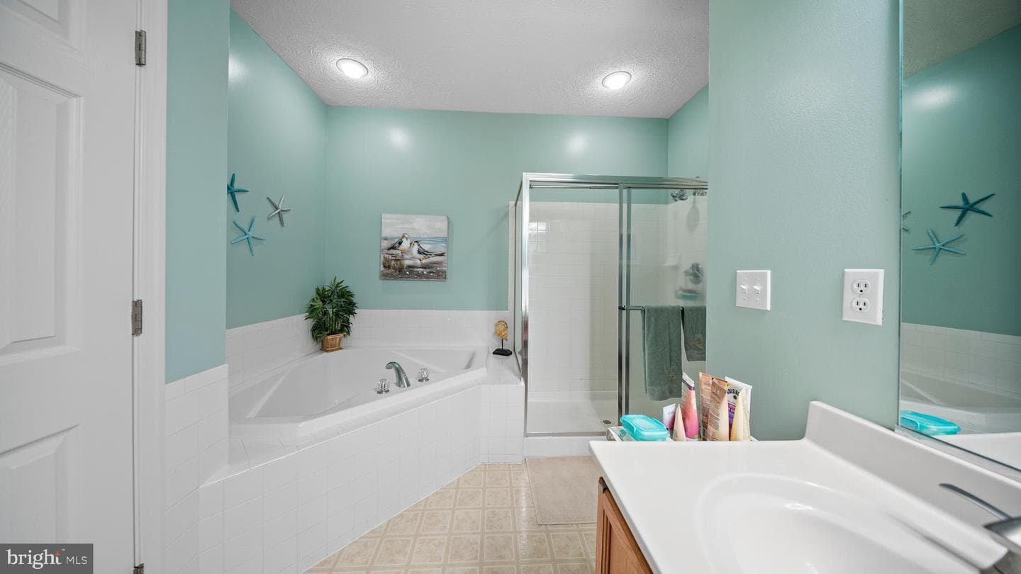 9555 Wedge Way photo 13