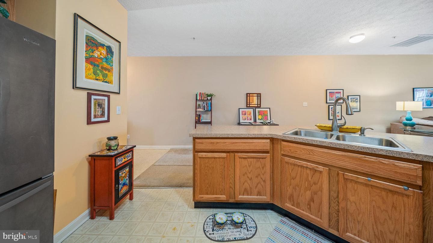 9555 Wedge Way photo 6