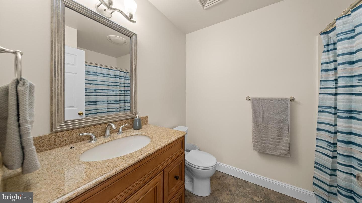 108 Camden Avenue photo 15