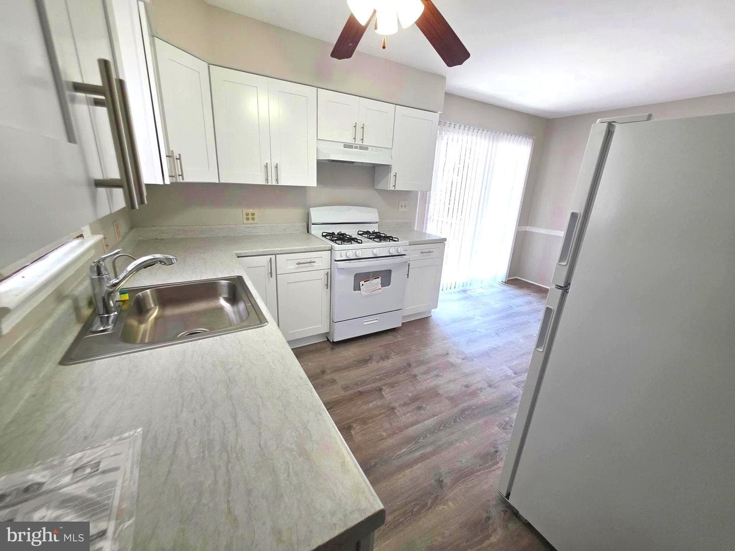1007 Pierce Avenue photo 8