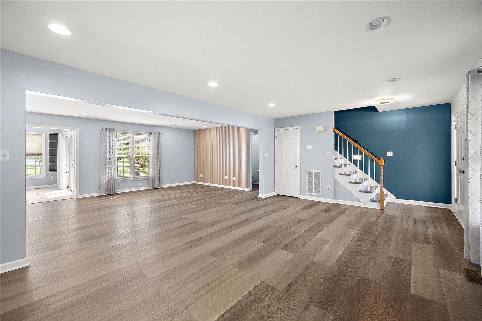 27457 Equestrian Drive photo 18
