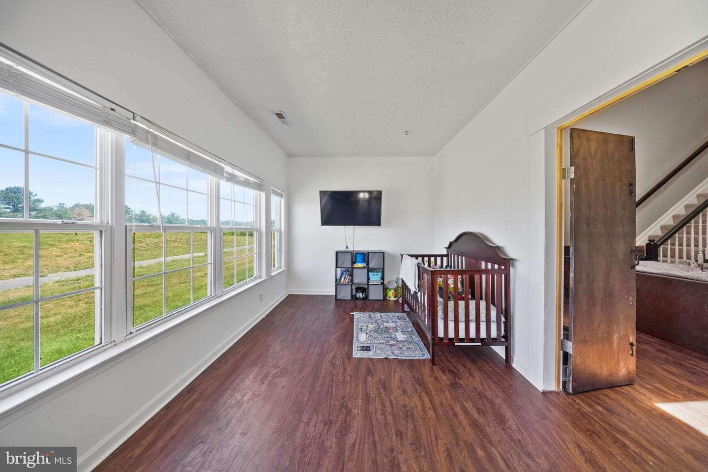9016 Executive Club Dr photo 13