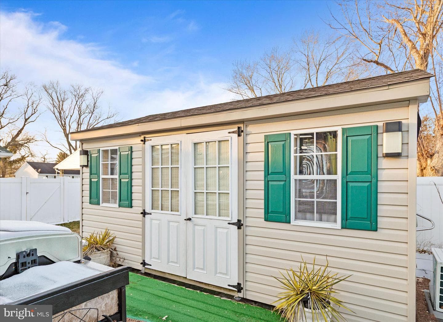 615 Hammond Street photo 29