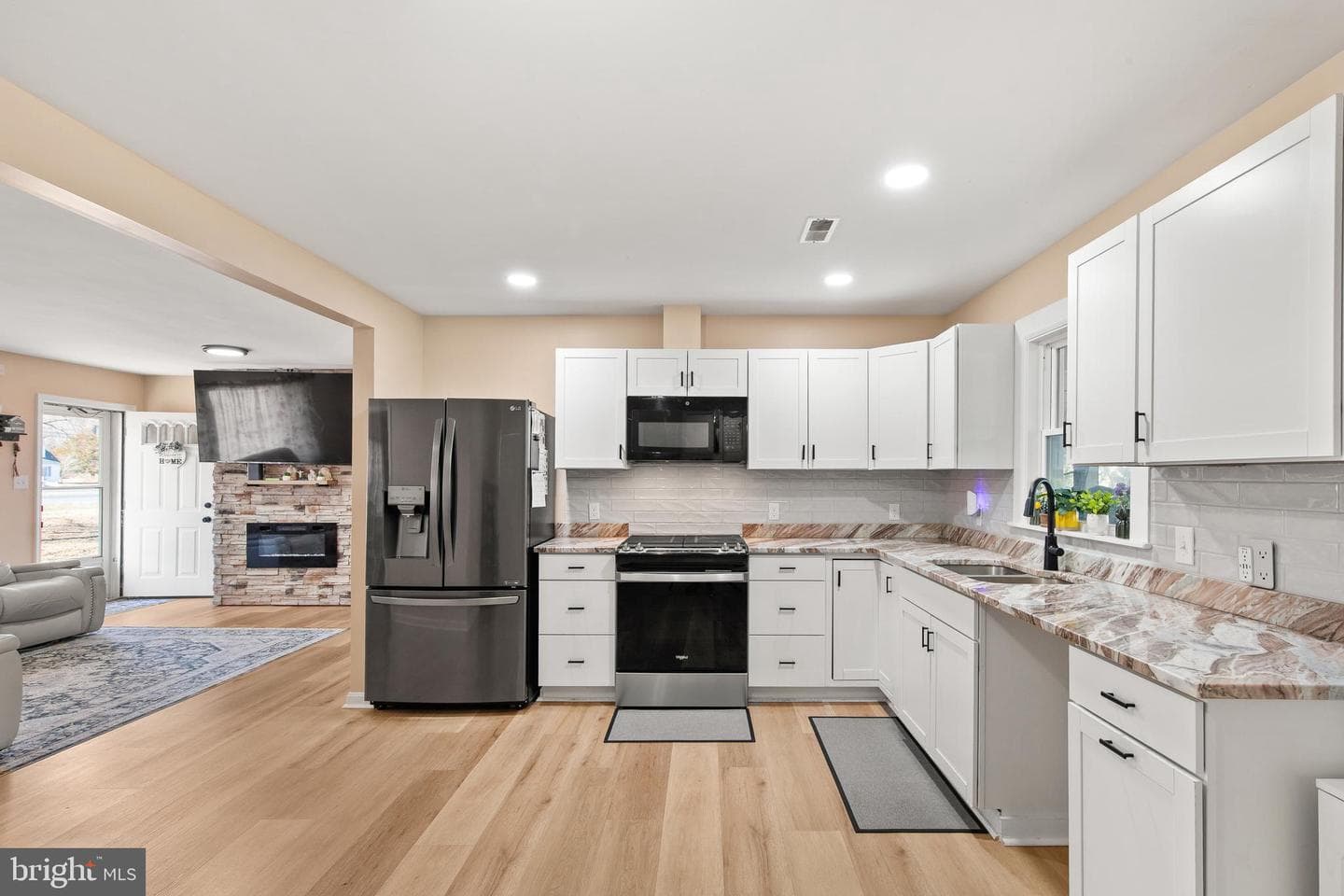 28570 Ocean Gateway photo 13