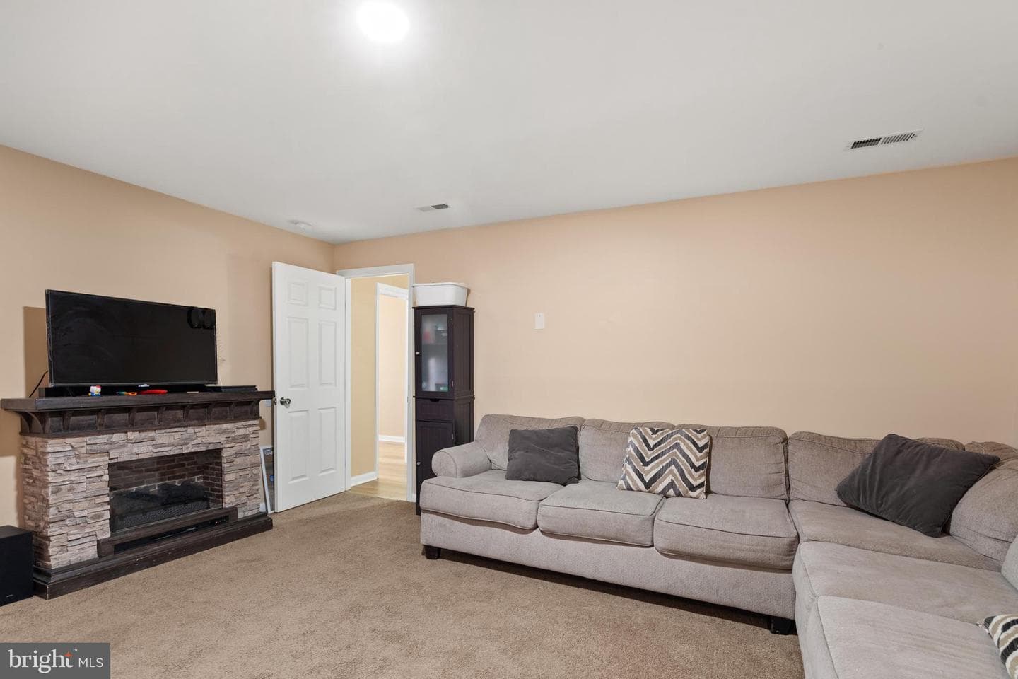 28570 Ocean Gateway photo 20