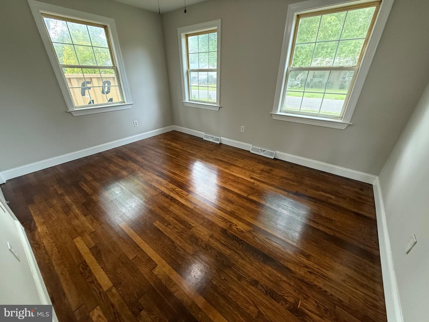 113 Benjamin Avenue photo 11