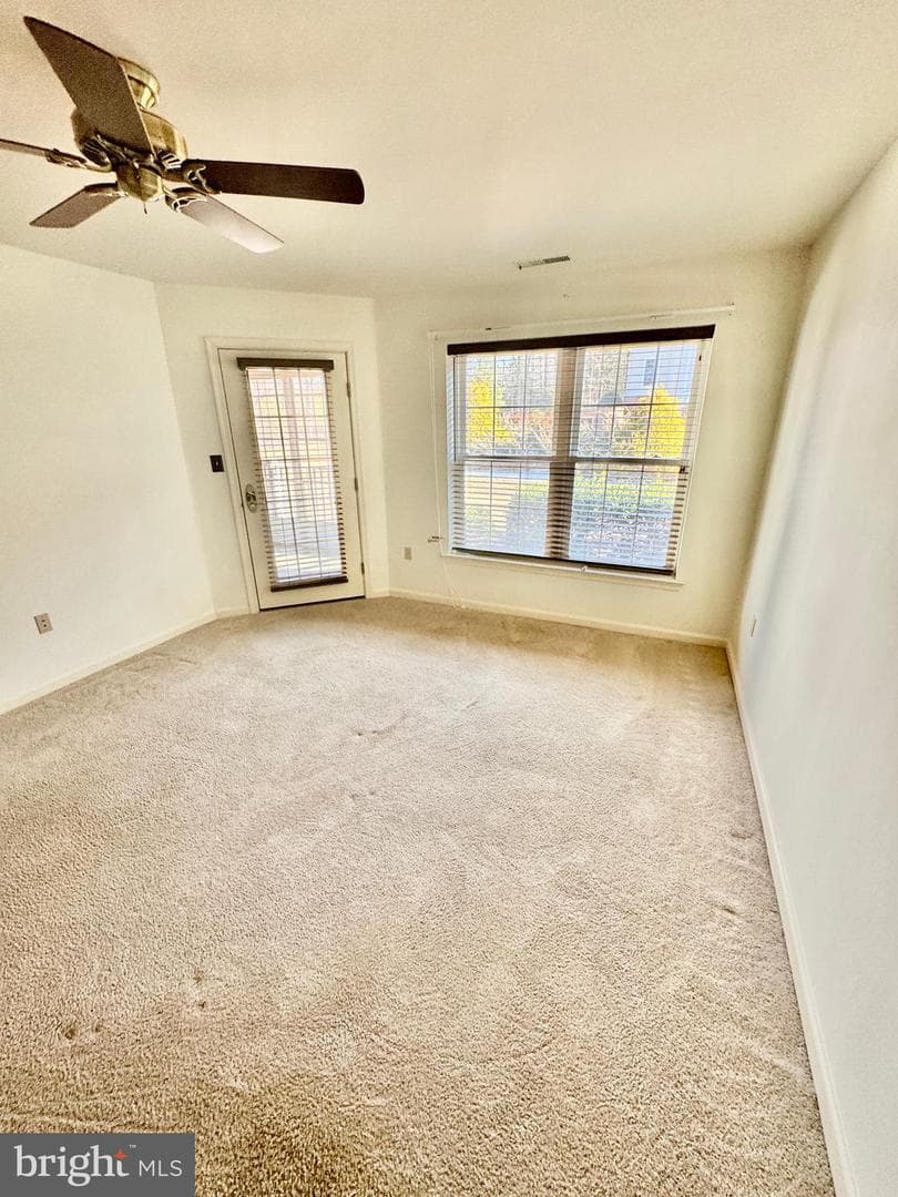 1101 S Schumaker Drive #010 photo 23