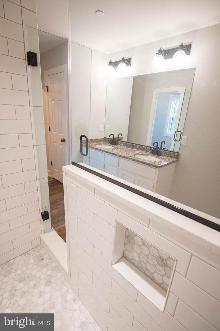 918 S Park Drive photo 32