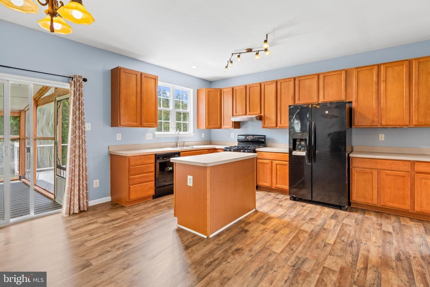 1518 Anchors Way photo 6