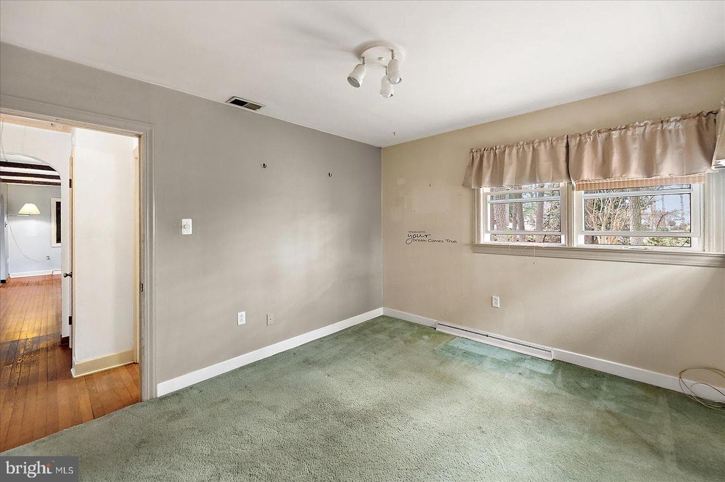 30324 Aylmore Avenue photo 32