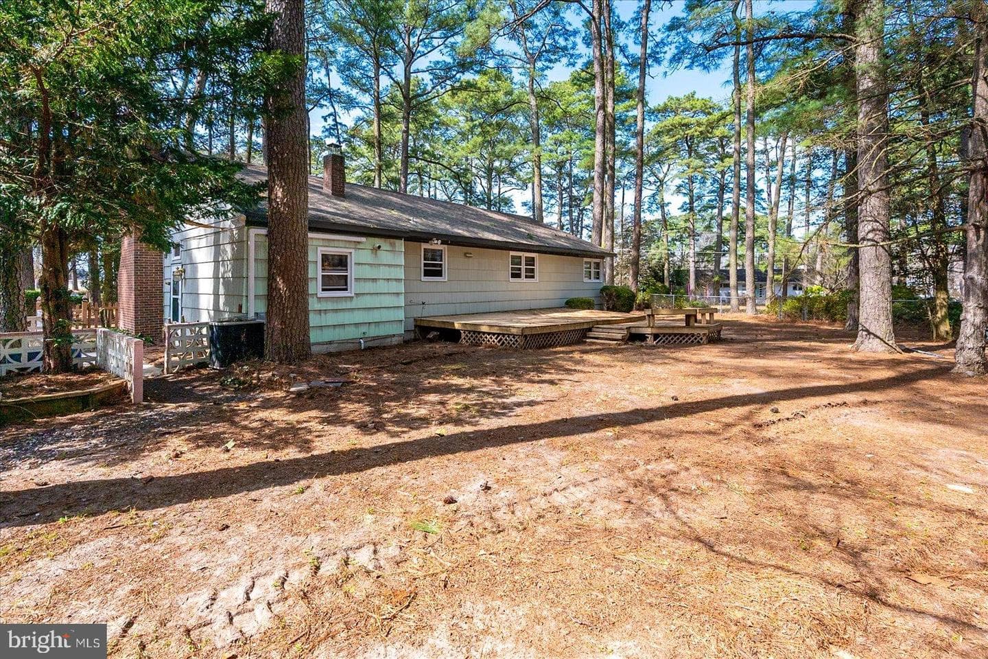 30324 Aylmore Avenue photo 9