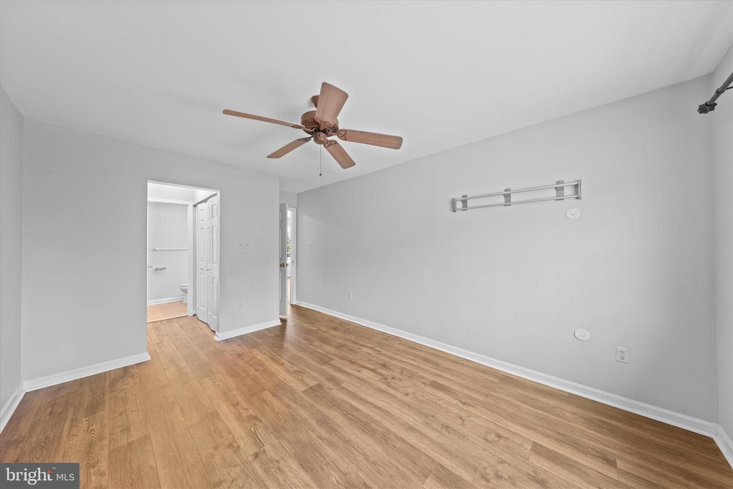 1017 Heron Court photo 32