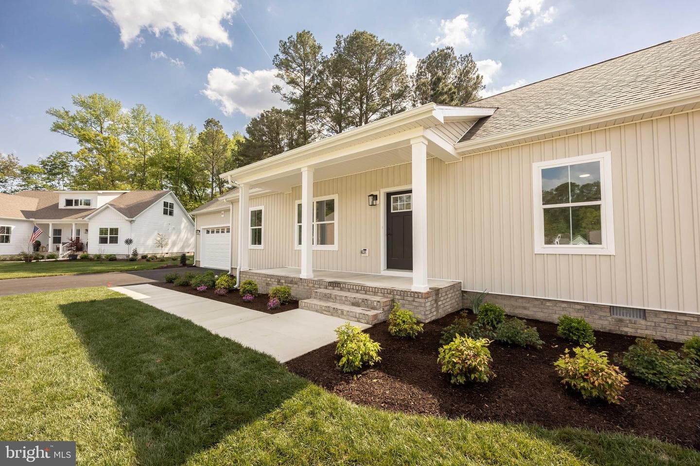 129 Holly Hill Court photo 2