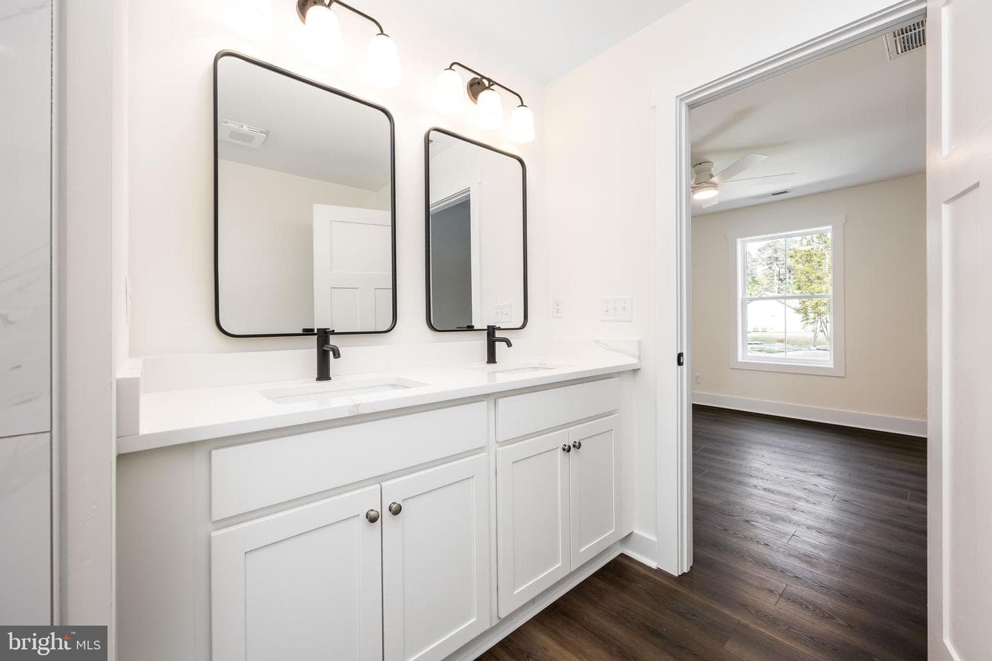 129 Holly Hill Court photo 26