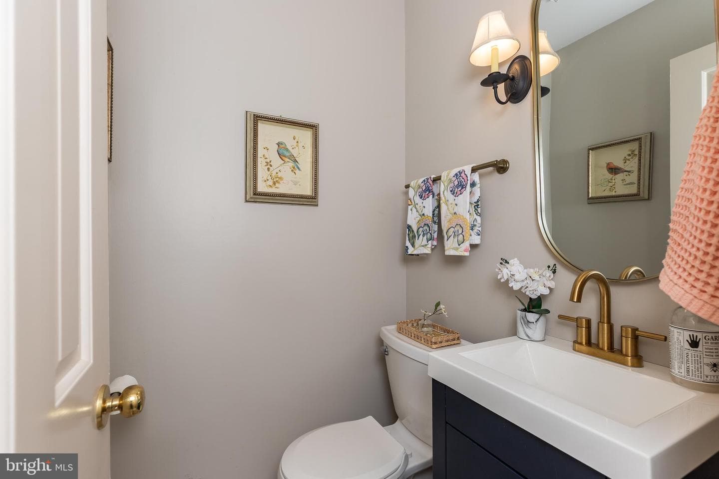 4154 Nicholas Mews photo 28