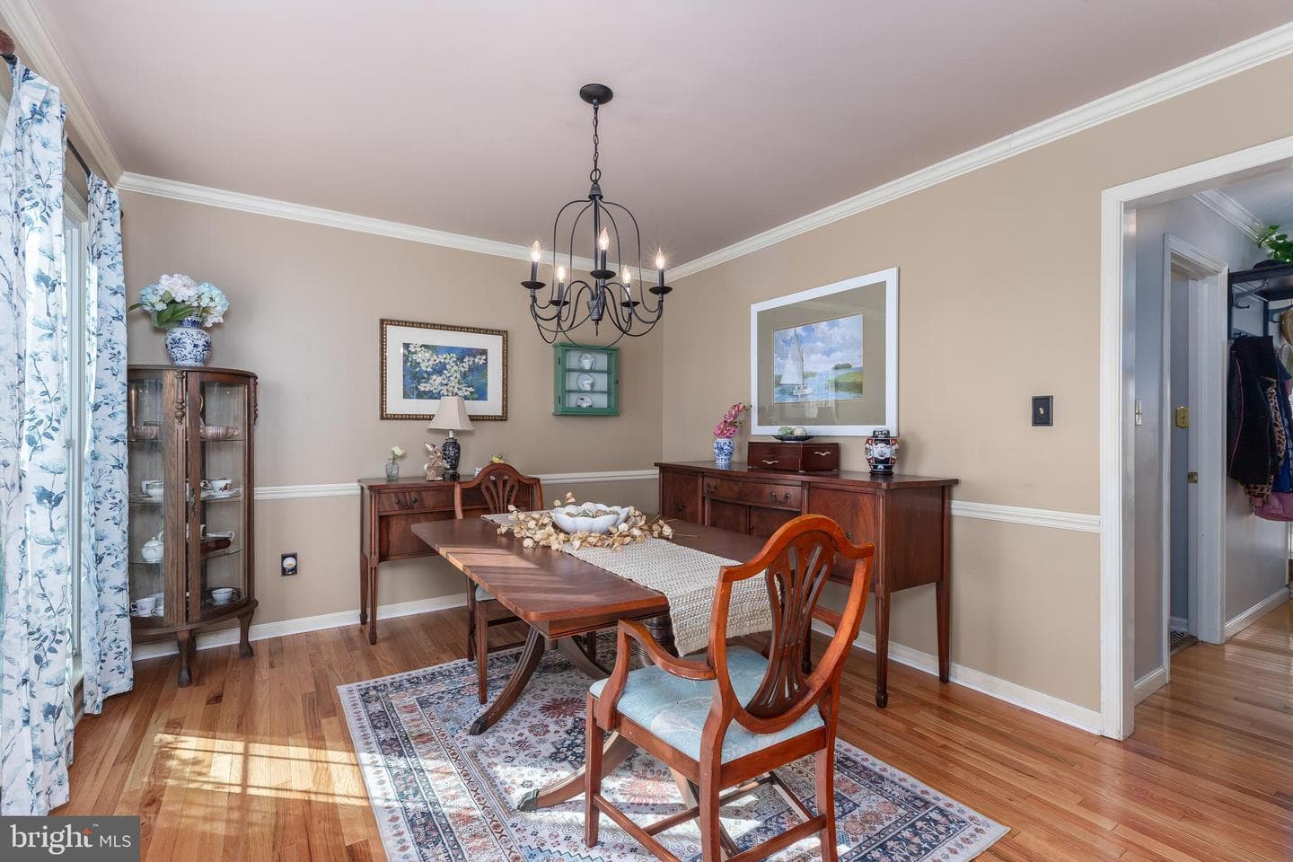 4154 Nicholas Mews photo 9