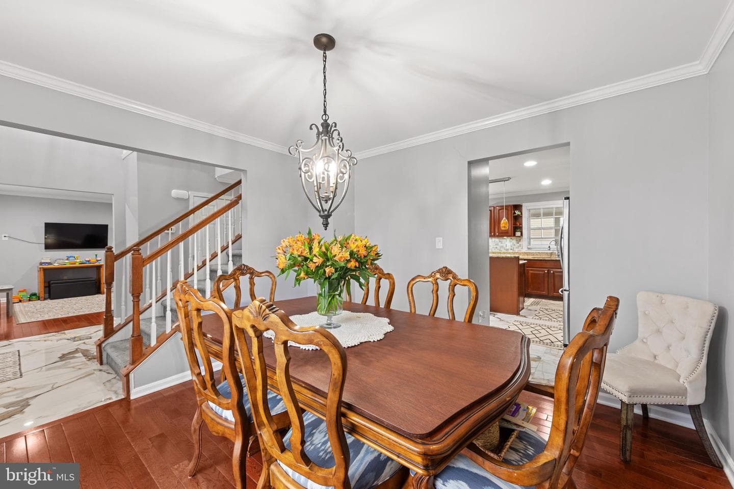 9167 Drawbridge Drive photo 3