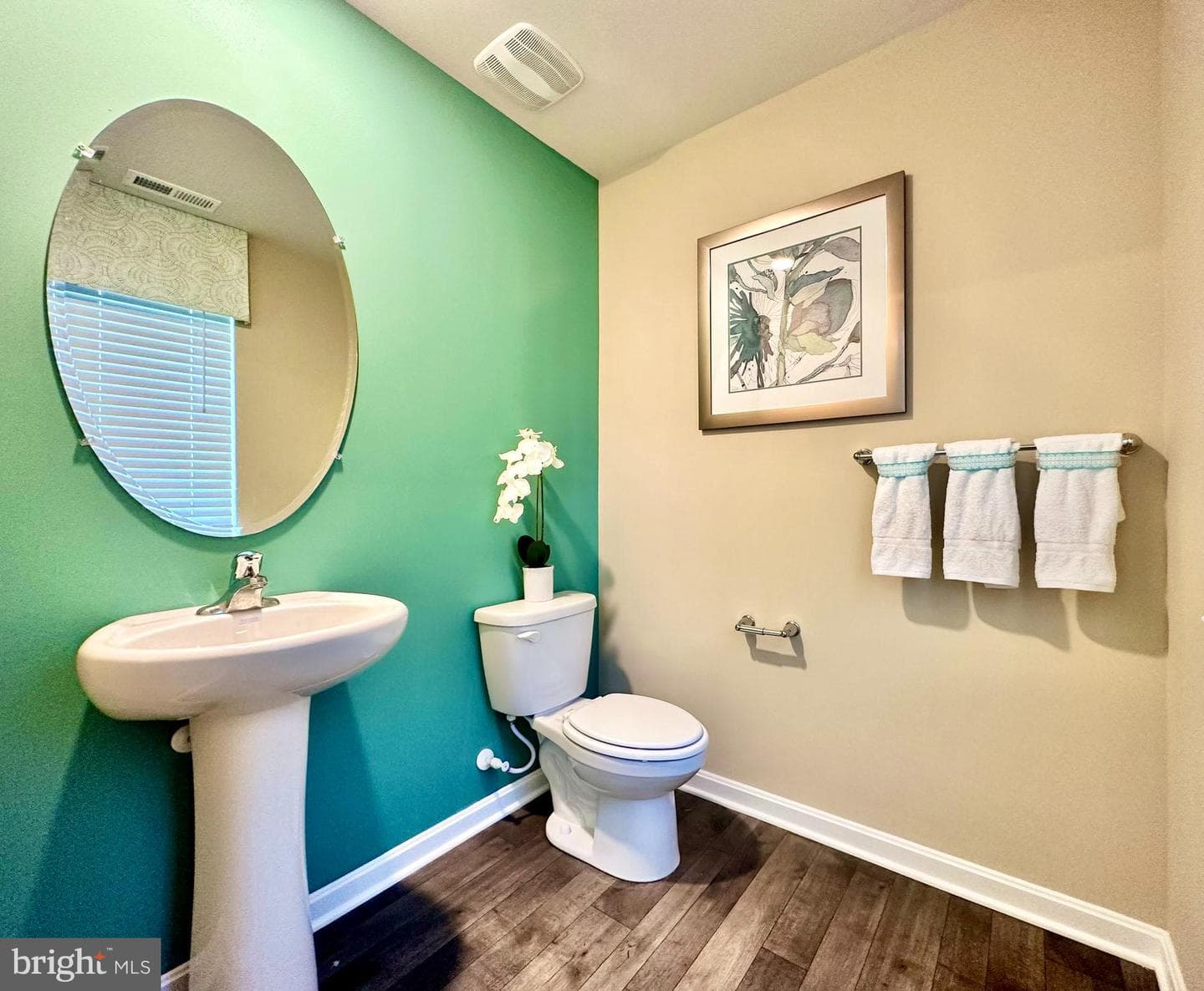 1149 Wintermead Loop photo 4