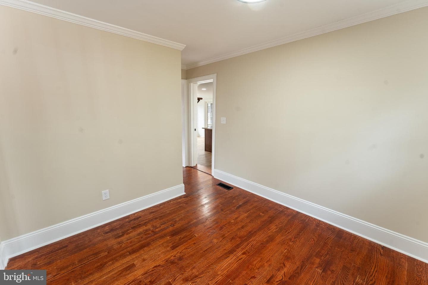 227 Pinehurst Avenue photo 12