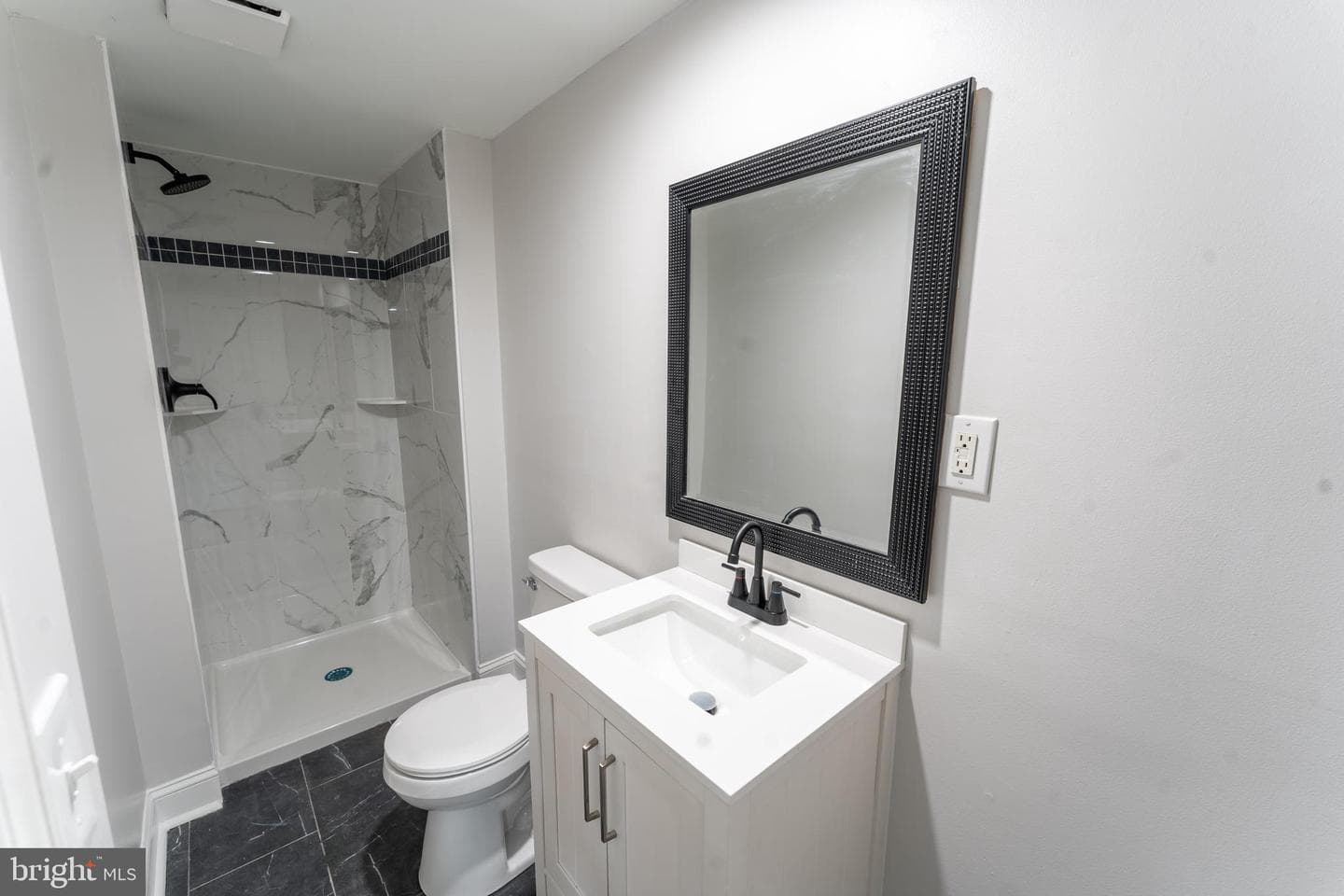 227 Pinehurst Avenue photo 26