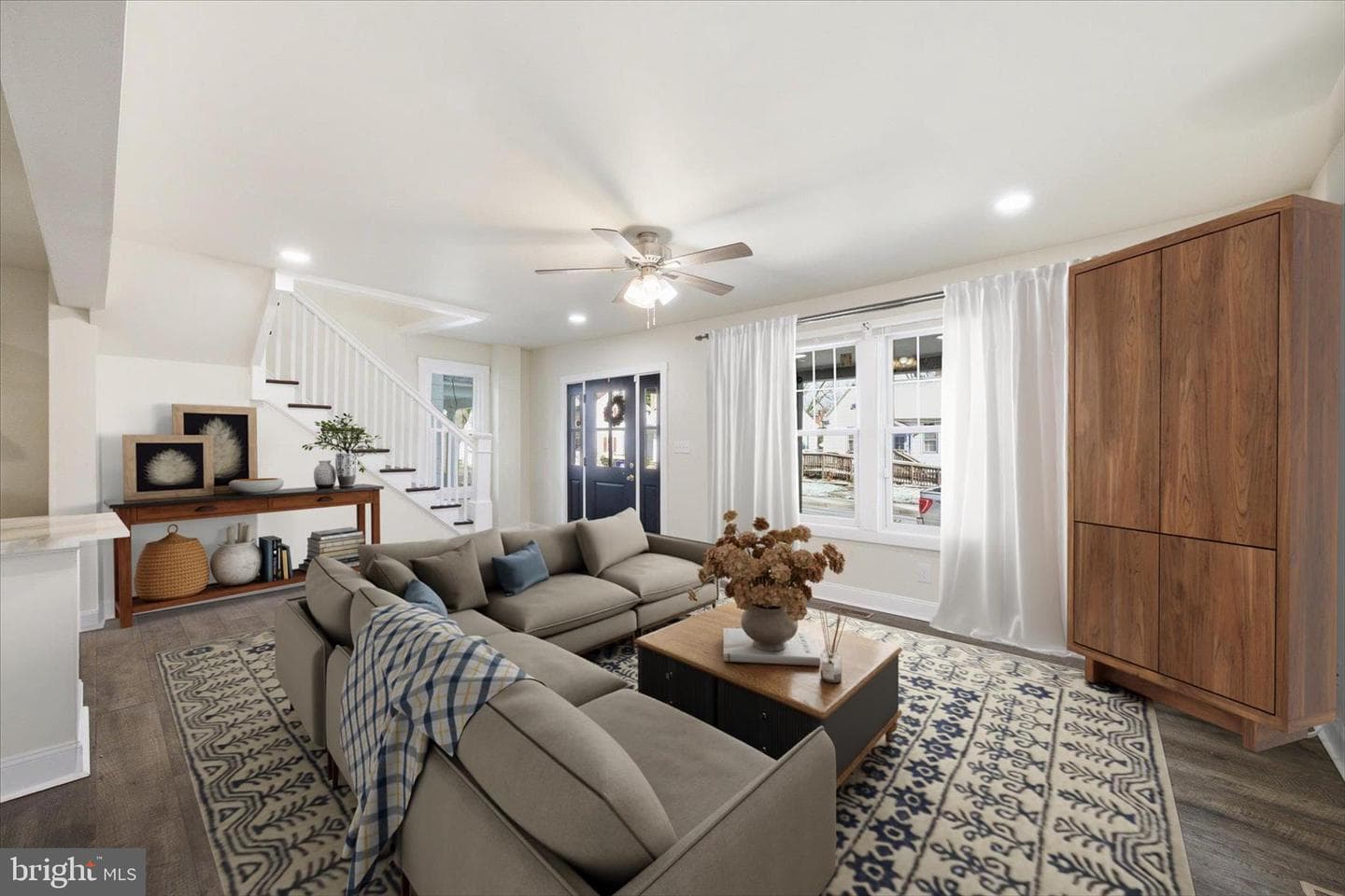 308 Ohio Avenue photo 5