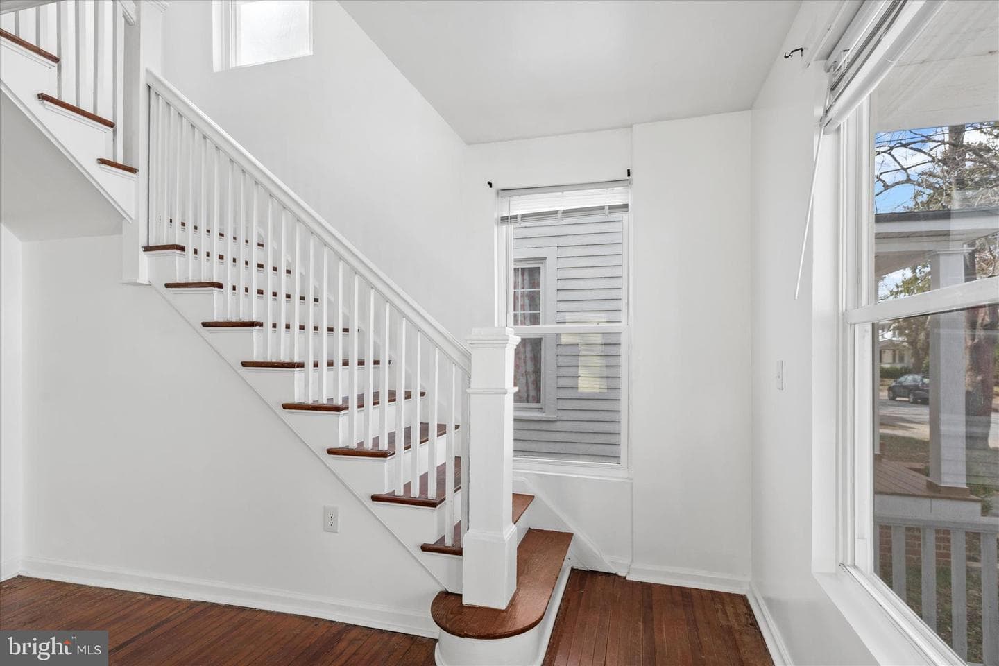 302 Hazel Avenue photo 5