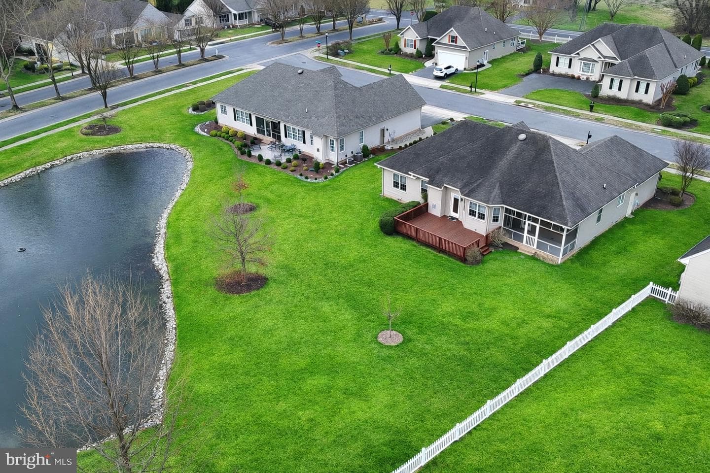 202 Sandy Bottom Court photo 2