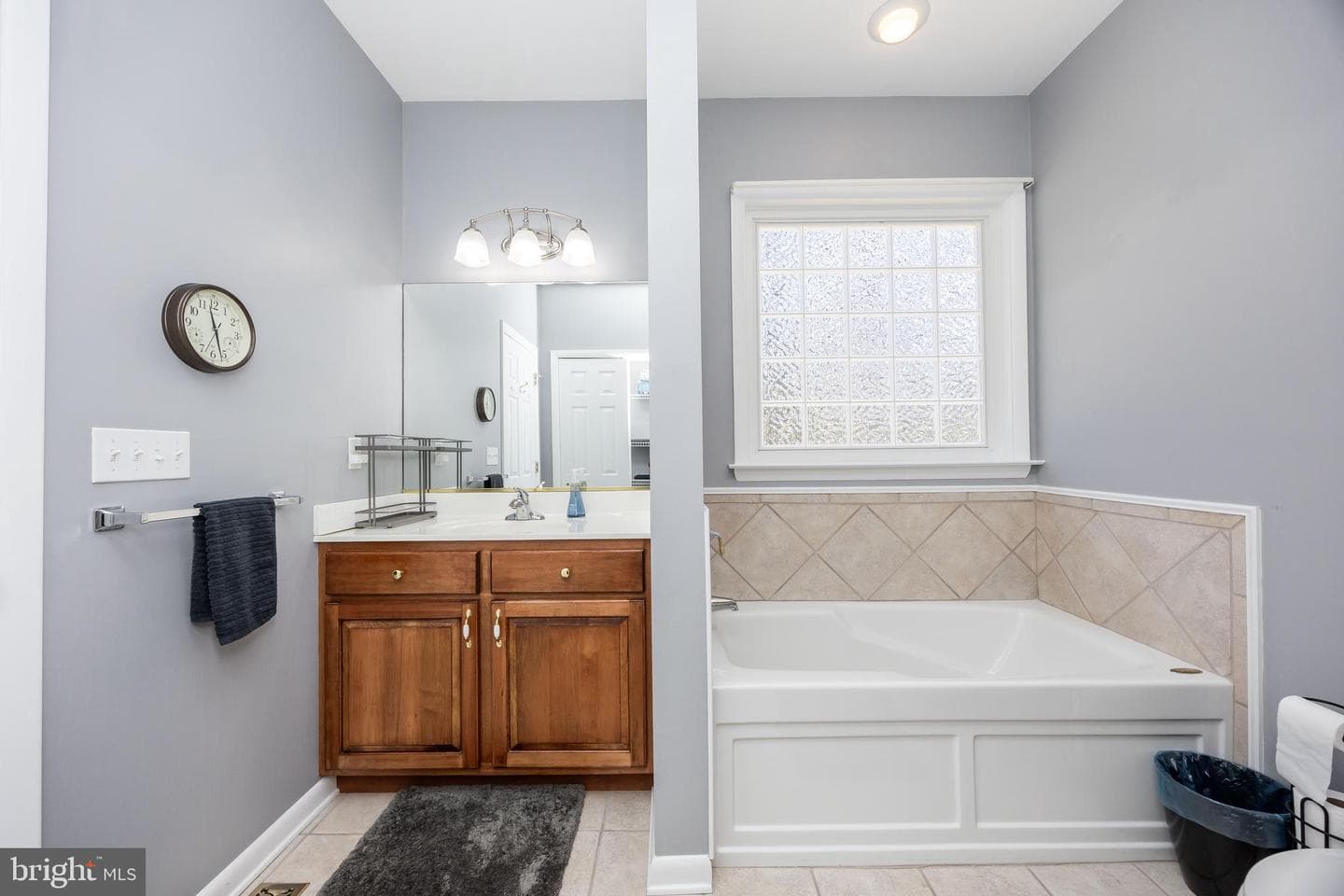 7814 Broadleaf Drive photo 31