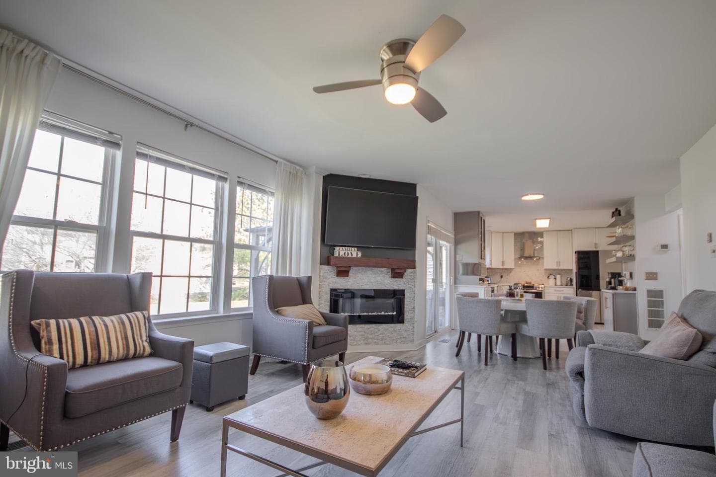 1519 Anchors Way photo 14