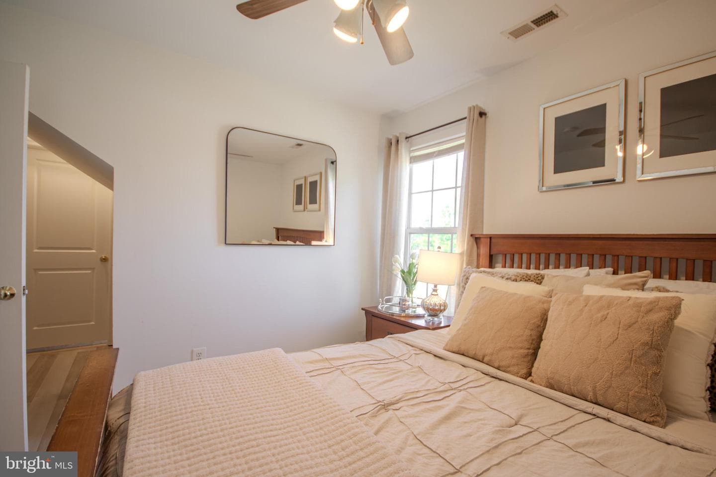 1519 Anchors Way photo 25