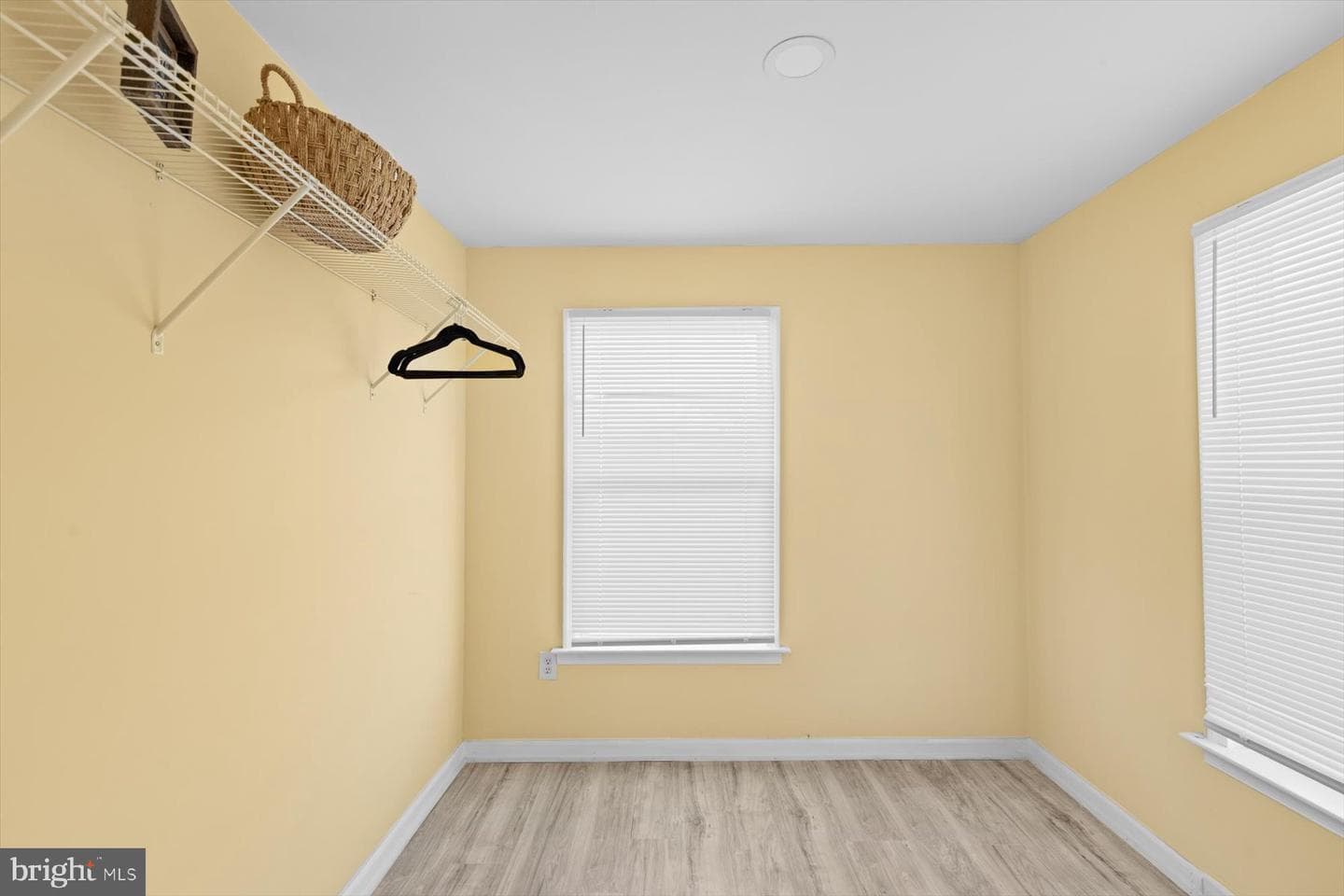 8100 Jersey Road photo 13