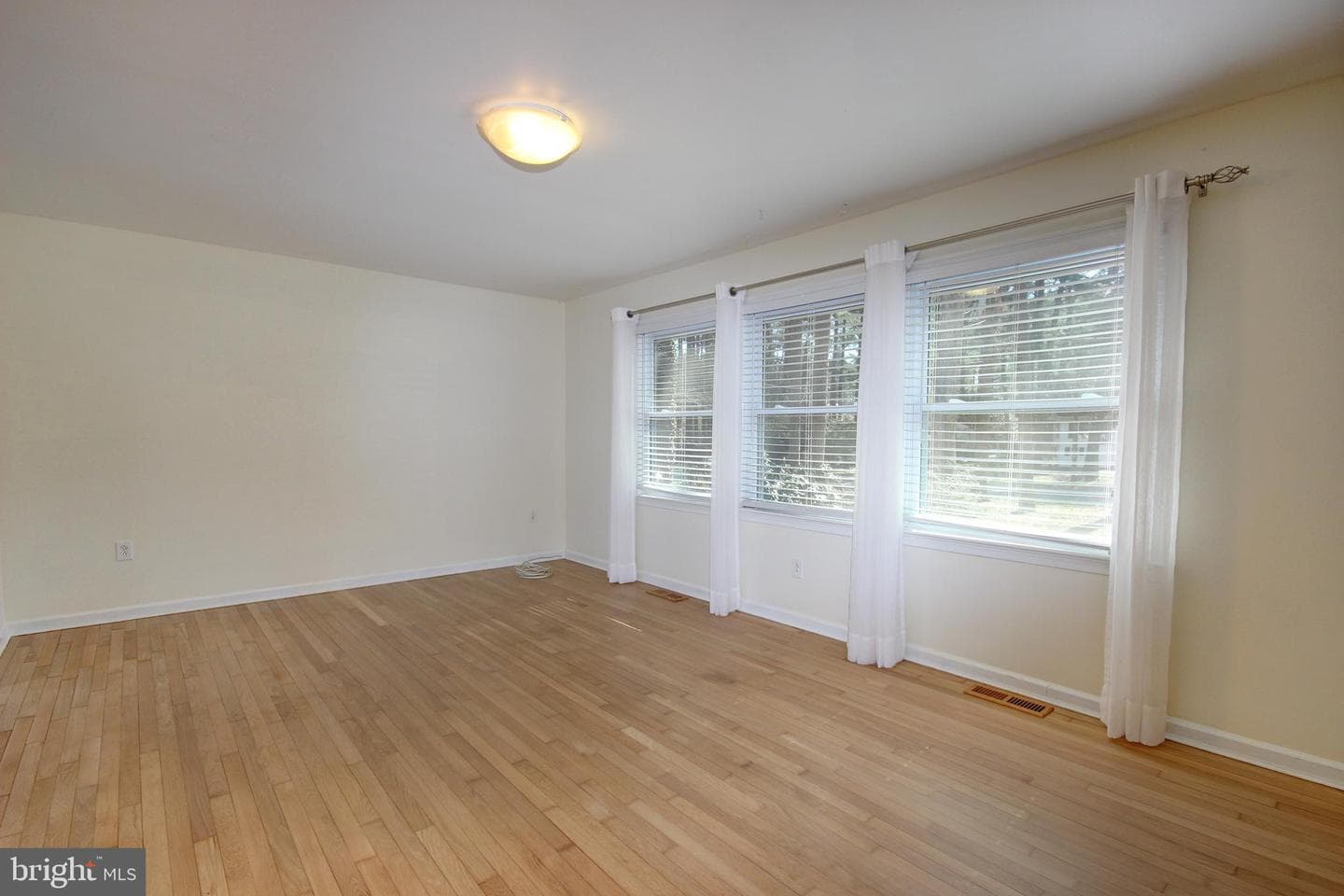 1902 Kipling Drive photo 10