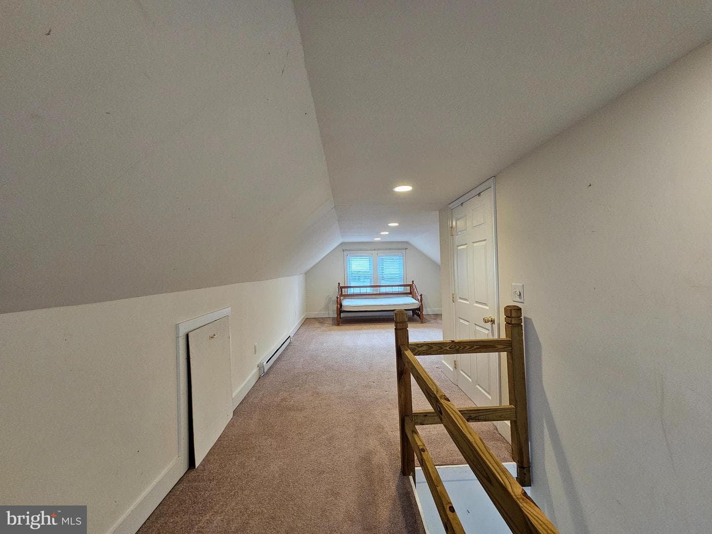 312 S Haven Avenue photo 13