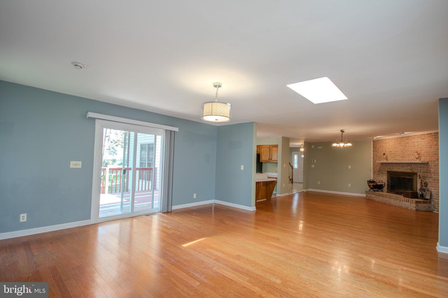 30668 Foxchase Drive photo 10