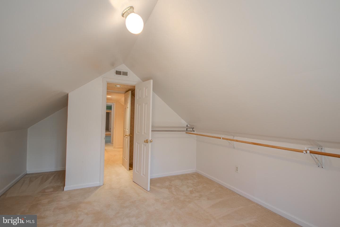 30668 Foxchase Drive photo 32