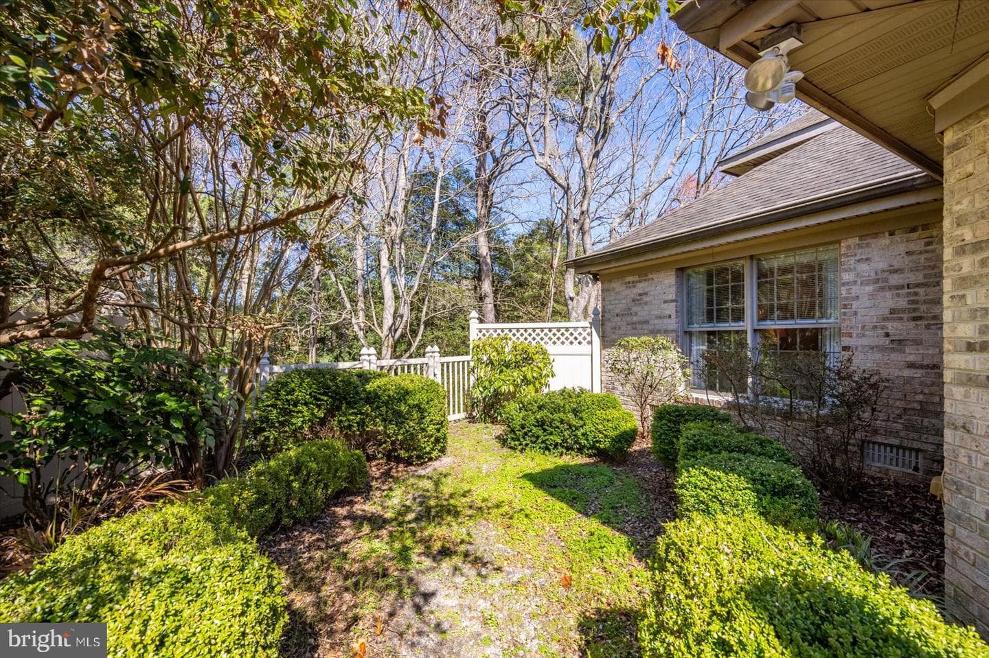 611 N Park Drive photo 108