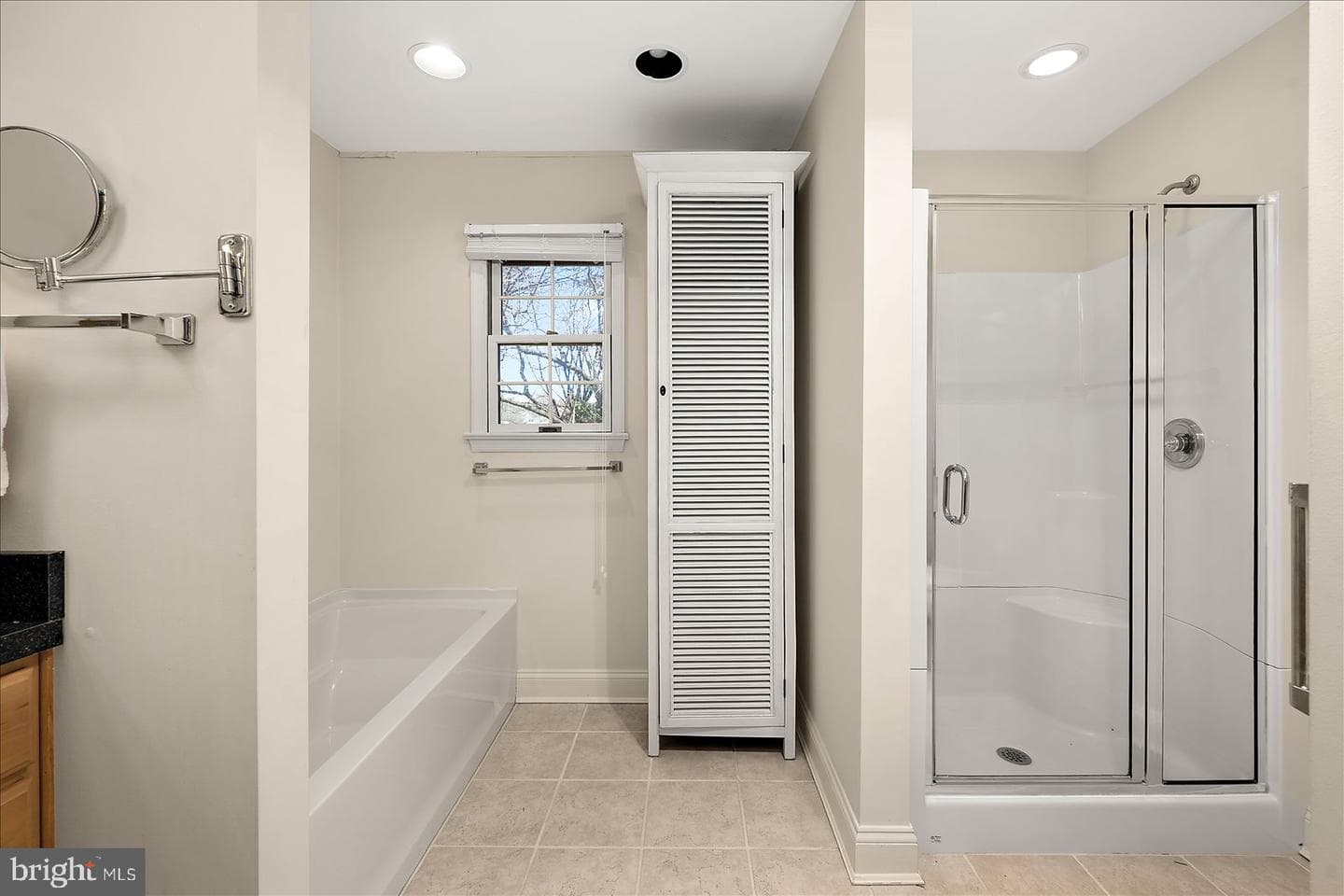 611 N Park Drive photo 36