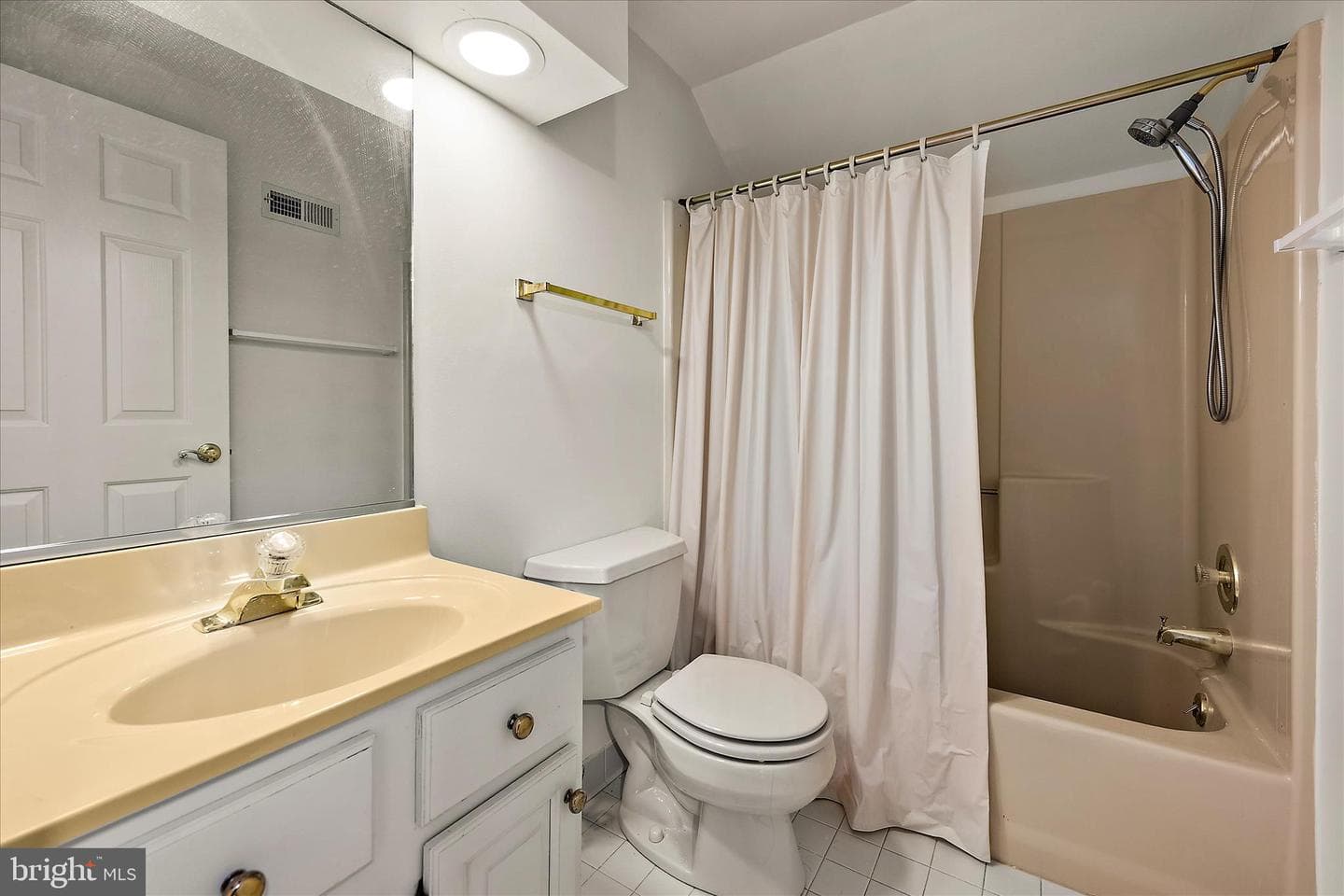 611 N Park Drive photo 44