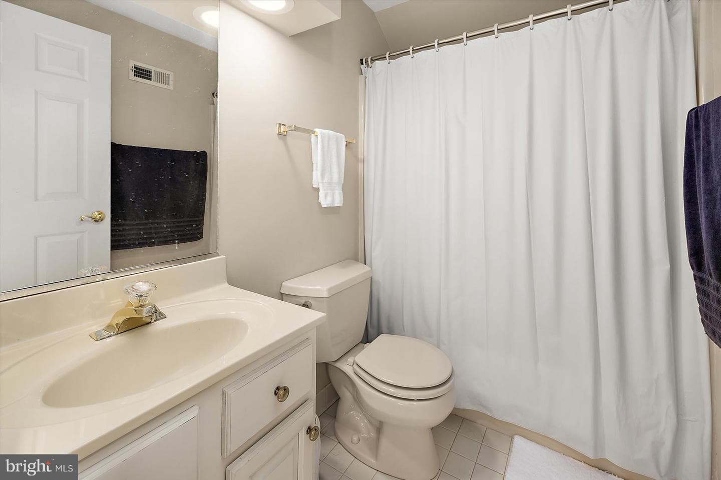 611 N Park Drive photo 94