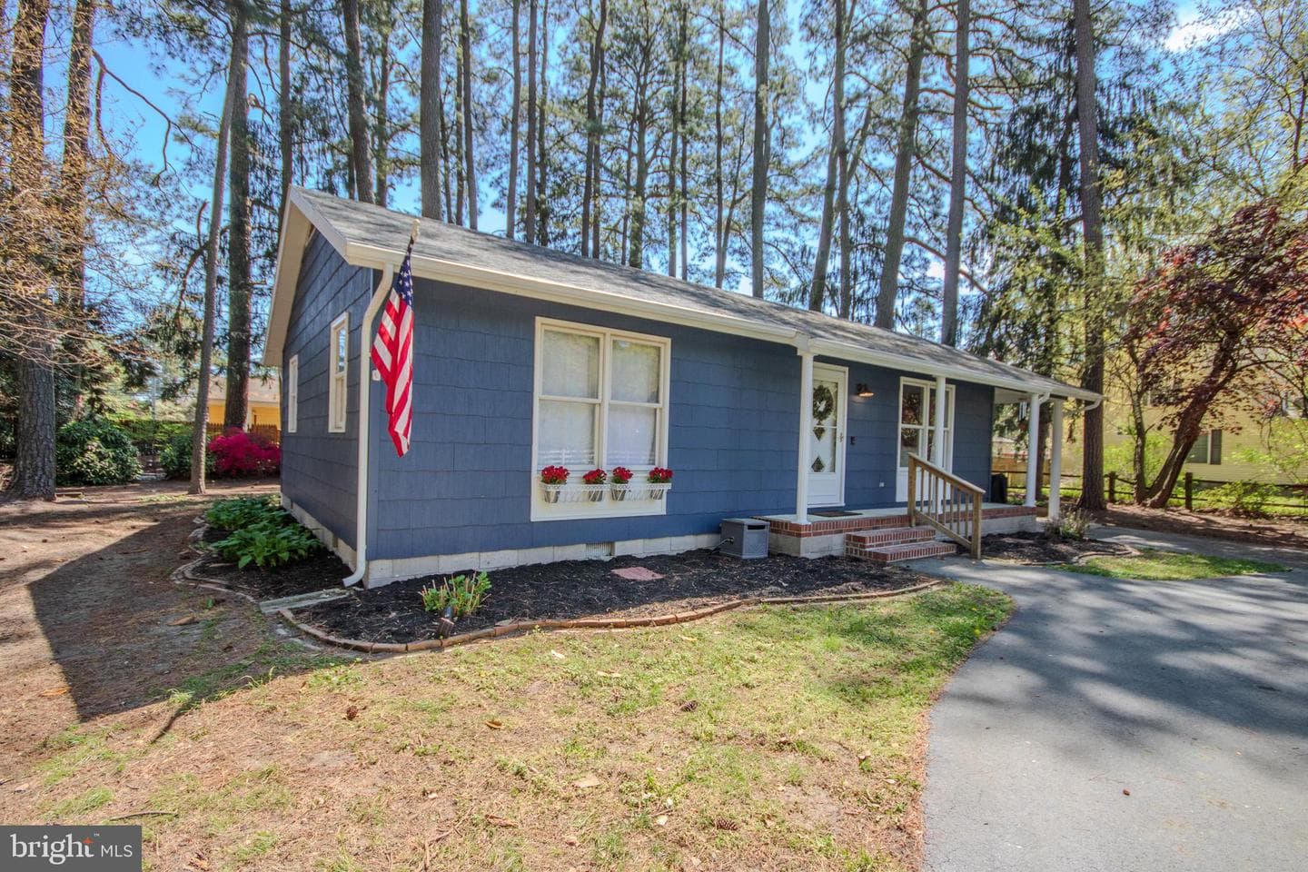 119 Walden Drive photo 3