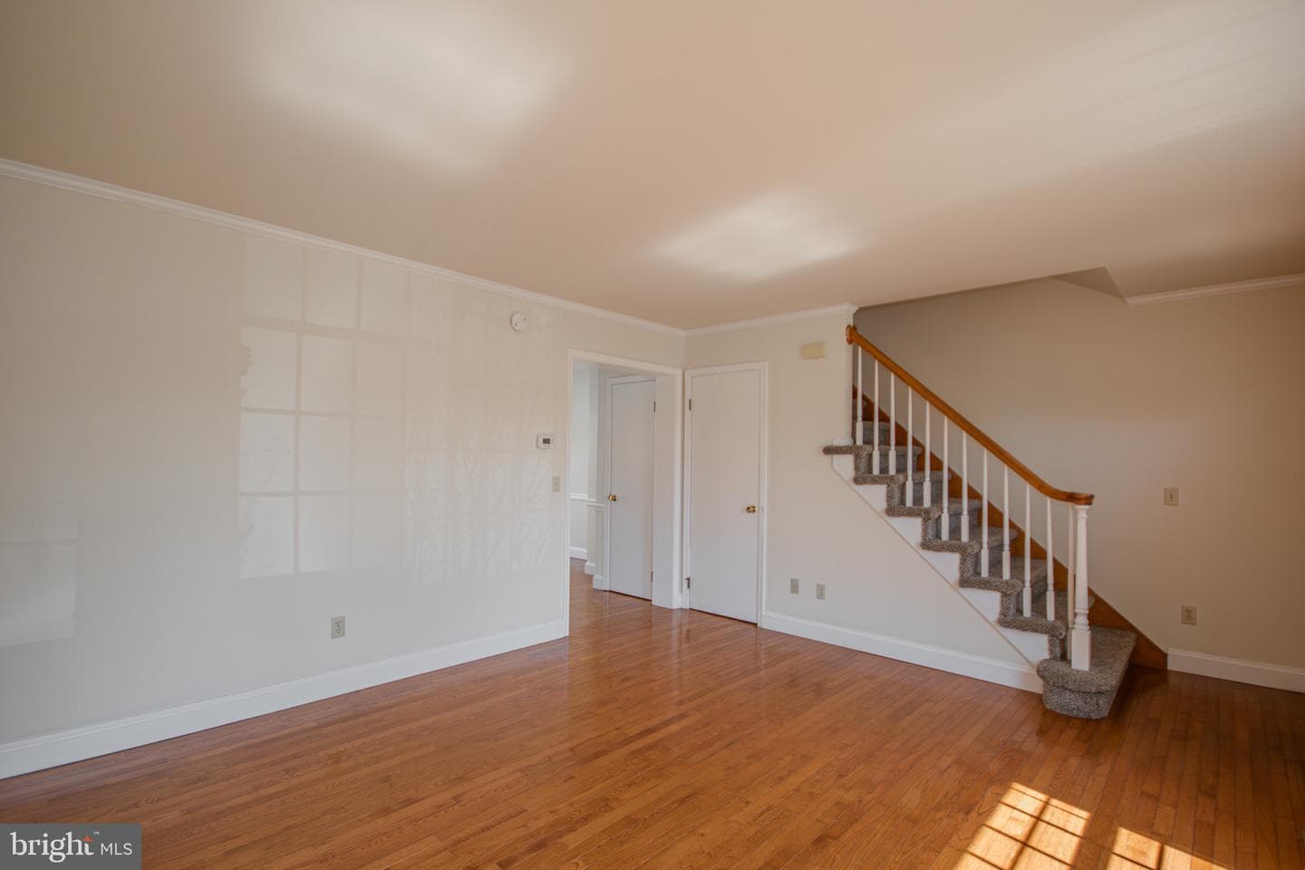 856 Beaglin Park Drive photo 5
