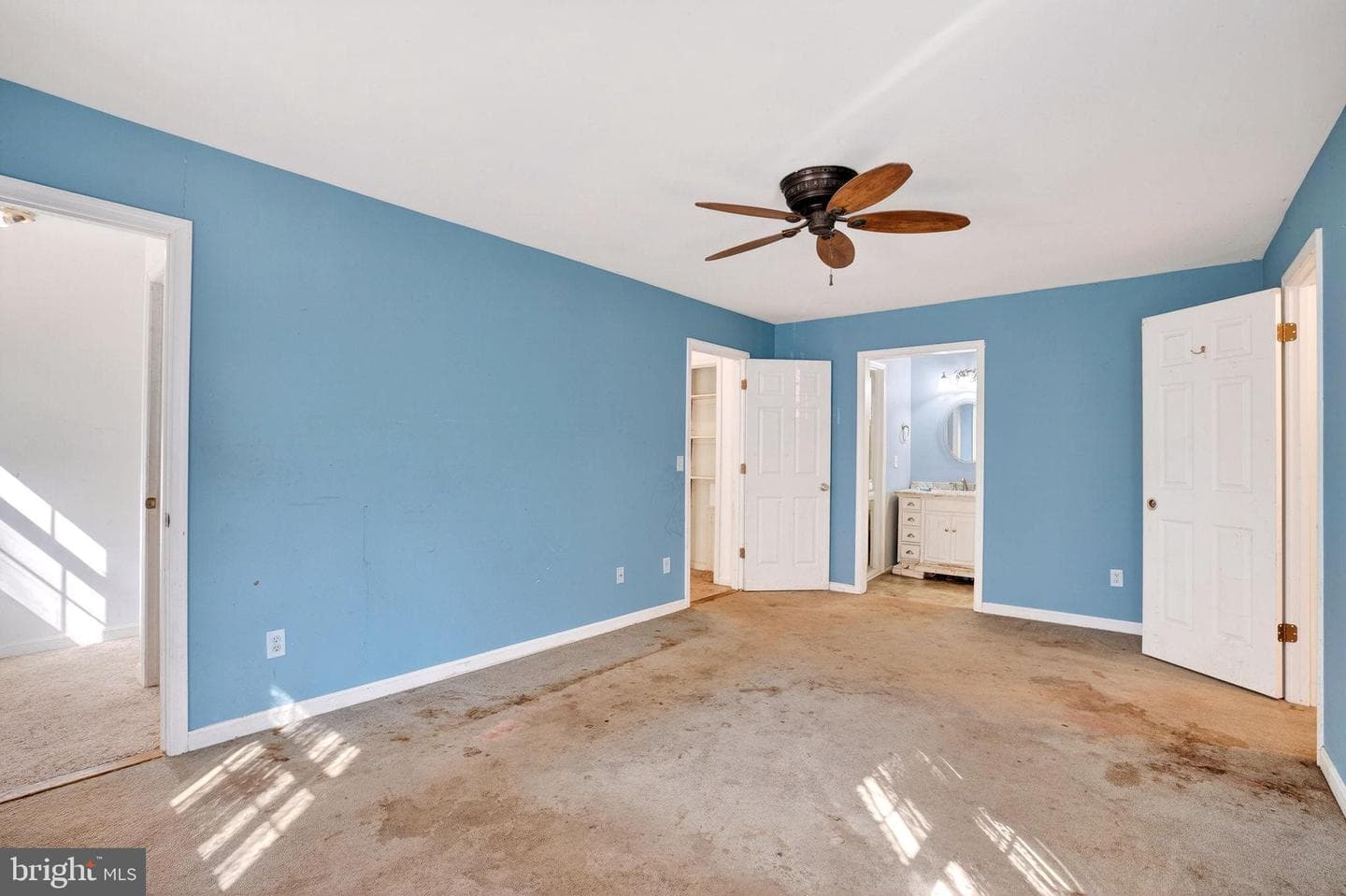 1005 Lantern Hill Court photo 37