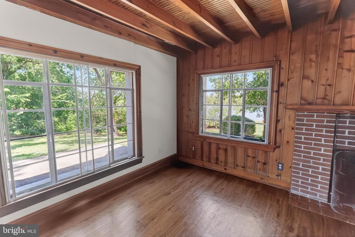 28266 Riverside Drive photo 11